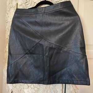 NWT Faux leather skirt MED
